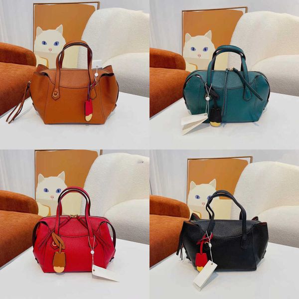 designer luxury women the tote bag fashion versatile handbags shoulder crossbody bags purse tories totes large capacity saddle wallets 7a w
designer luxury women the tote bag fashion versatile handbags shoulder crossbody bags purse tories totes large capacity saddle wallets 7a w