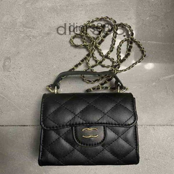 designer channel bag handbag diagonal single shoulder chain mini portable pu messenger fashion bag l4.72in h4.72in
designer channel bag handbag diagonal single shoulder chain mini portable pu messenger fashion bag l4.72in h4.72in