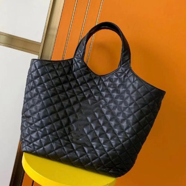 luxurys designer bags fashion womens totes bags handbag lady bag embossed printing logo design high-end large capacity leather handbag purse
luxurys designer bags fashion womens totes bags handbag lady bag embossed printing logo design high-end large capacity leather handbag purse