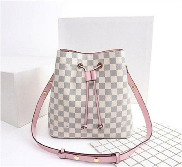 womens designer patenet leather handle totes bags gold metal hardware matelasse chain crossbody shoulder outdoor sacoche handbags
womens designer patenet leather handle totes bags gold metal hardware matelasse chain crossbody shoulder outdoor sacoche handbags