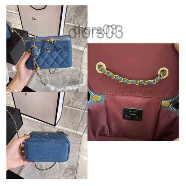 designer channel tote bag handbag europe and america man woman luxurious fashion single shoulder cross slung square blue denim messenger bag
designer channel tote bag handbag europe and america man woman luxurious fashion single shoulder cross slung square blue denim messenger bag