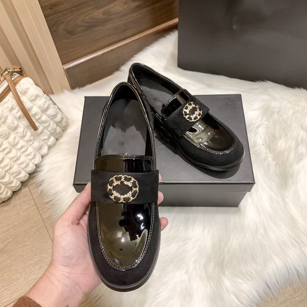 designer c letter casual shoes soft cowhide flat loafers banquet sneakers black leather dress shoe thick bottom chunky round head loafer siz
designer c letter casual shoes soft cowhide flat loafers banquet sneakers black leather dress shoe thick bottom chunky round head loafer siz