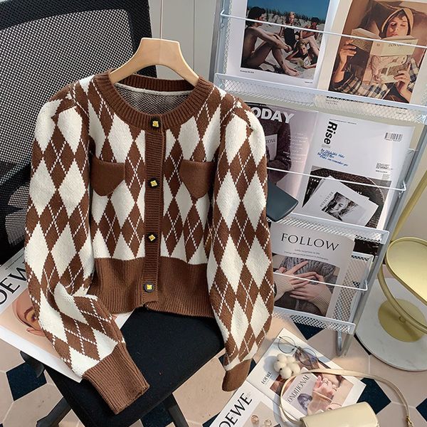 women s knits tees y2k argyle short sweater jacket o neck single breasted coat for women autumn winter fashion knitted cardigan 221206, White
women s knits tees y2k argyle short sweater jacket o neck single breasted coat for women autumn winter fashion knitted cardigan 221206, White
