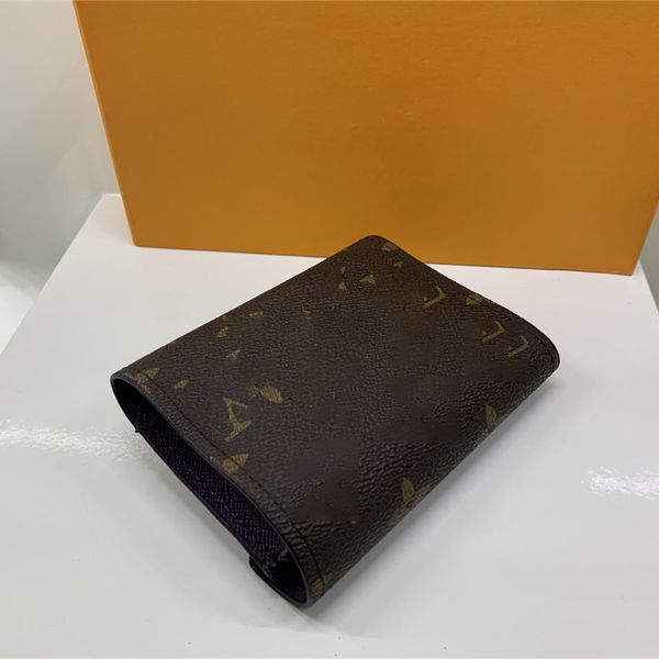 2022 wallets designers leather single zipper long wallets evening bags coin purse embossed clutch serial number wallet, Red;black
2022 wallets designers leather single zipper long wallets evening bags coin purse embossed clutch serial number wallet, Red;black