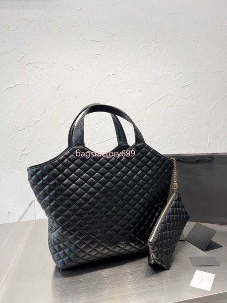 cc bag wallets 7a high bag quality luxury woman big maxi gaby cowboy fashion leather designer beach bags to carry shopping mommy high-capaci, Red;black
cc bag wallets 7a high bag quality luxury woman big maxi gaby cowboy fashion leather designer beach bags to carry shopping mommy high-capaci, Red;black