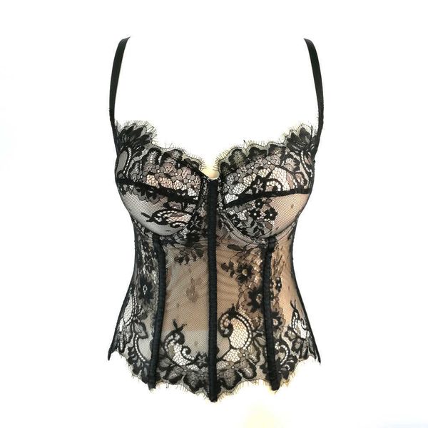 shake fast black lace hollowed out suspender slim fit vest wearing a padded bottoming and strapless female, Red;black 
shake fast black lace hollowed out suspender slim fit vest wearing a padded bottoming and strapless female, Red;black