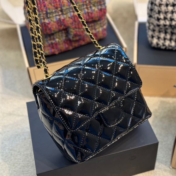 cc bags luxury brand shoulder bags womens classic mini flap bags lambskin/calfskin patenet leather antique gold metal matelasse chain crossb
cc bags luxury brand shoulder bags womens classic mini flap bags lambskin/calfskin patenet leather antique gold metal matelasse chain crossb