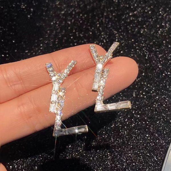 charm designer fashion earring women diamond love earrings premium jewelry accessories couples letter stud earrings popular luxury brand par, Golden
charm designer fashion earring women diamond love earrings premium jewelry accessories couples letter stud earrings popular luxury brand par, Golden