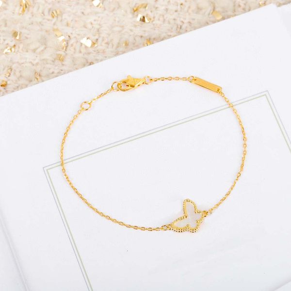 2022 luxury quality charm pendant bracelet with grey shell beads in 18k rose gold plated have box stamp ps7374a, Golden;silver
2022 luxury quality charm pendant bracelet with grey shell beads in 18k rose gold plated have box stamp ps7374a, Golden;silver