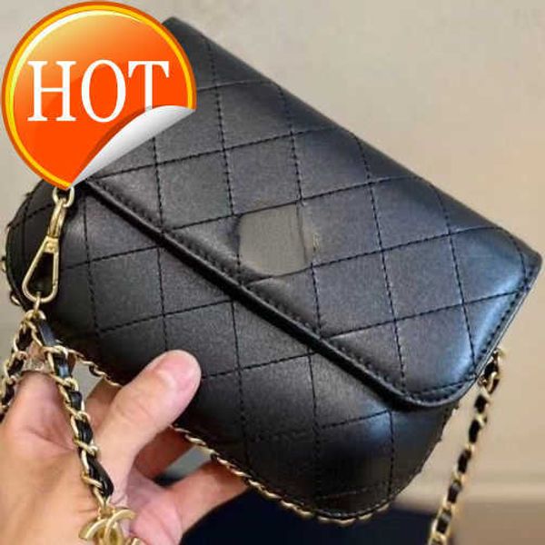 women's luxury designer shoulder bags fashion texture cowhide chain shoulder clamshell envelope bag casual brand crossbody bag factory
women's luxury designer shoulder bags fashion texture cowhide chain shoulder clamshell envelope bag casual brand crossbody bag factory