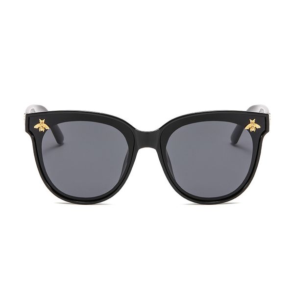 luxury bee polarized sunglasses for women men fashion classic retro ladies outdoor travel sun glasses with original case and box, White;black
luxury bee polarized sunglasses for women men fashion classic retro ladies outdoor travel sun glasses with original case and box, White;black