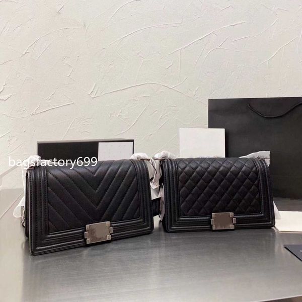 cc bag wallets 5a classical chevron line caviar sheepskin quilted flap luxury fashion designer calfskin leather woven chain wholesale crossb, Red;black
cc bag wallets 5a classical chevron line caviar sheepskin quilted flap luxury fashion designer calfskin leather woven chain wholesale crossb, Red;black