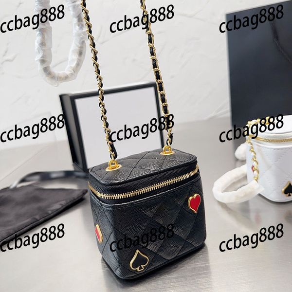 cf badge women metal love classic zipper cosmetic bag with mirror mini fashion diamond lattice leather quilted luxury bag designer handbag v
cf badge women metal love classic zipper cosmetic bag with mirror mini fashion diamond lattice leather quilted luxury bag designer handbag v