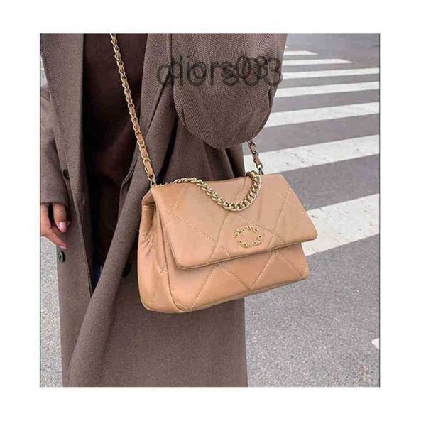 designer channel tote bag crossbody messenger handbag man woman lovers four season fashionable luxurious single shoulder diagonal straddle c 
designer channel tote bag crossbody messenger handbag man woman lovers four season fashionable luxurious single shoulder diagonal straddle c