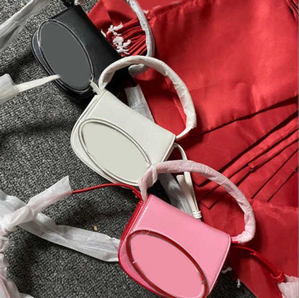 shoulder bags luxury handbags women handle purse half round design shoulder bags leather underarm flap handbags 220507 221023
shoulder bags luxury handbags women handle purse half round design shoulder bags leather underarm flap handbags 220507 221023