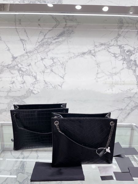 2022 dauphine fashion bags shoulder messenger crossboby luxury with letters canvas letters wholesale purses metal chain
2022 dauphine fashion bags shoulder messenger crossboby luxury with letters canvas letters wholesale purses metal chain