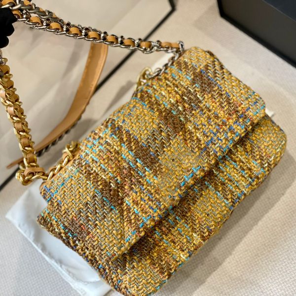 womens 19 series tweed quilted shoulder bags 22f/w gold chain handle totes two-tone crossbody purse with series number luxury designer handb
womens 19 series tweed quilted shoulder bags 22f/w gold chain handle totes two-tone crossbody purse with series number luxury designer handb