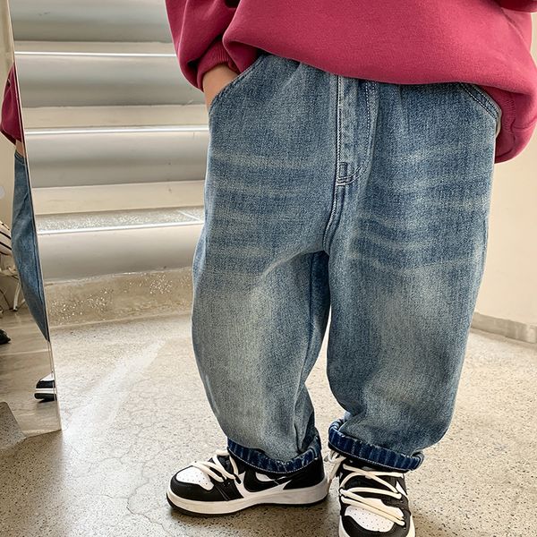 trousers winter fashion boys soft fleece inner warm denim pants children all match thick straight jeans 221207, Blue
trousers winter fashion boys soft fleece inner warm denim pants children all match thick straight jeans 221207, Blue