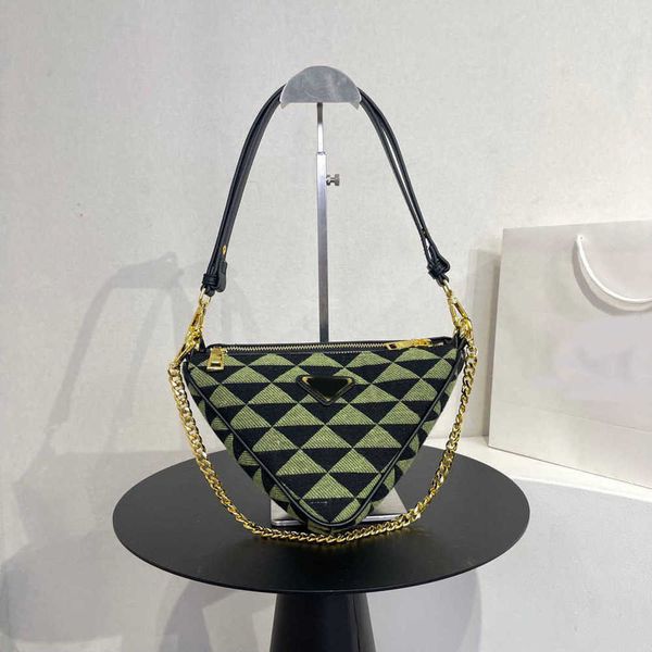 evening bags shoulder bags two in one triangle chains women handbag shoulder leather luxury designer brand crossbody female fanny pack 22120
evening bags shoulder bags two in one triangle chains women handbag shoulder leather luxury designer brand crossbody female fanny pack 22120