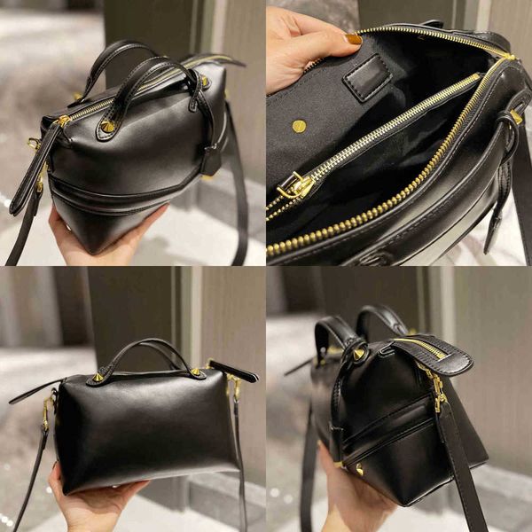wholesale evening bags boston handbag women designer crossbody packs classic high capacity shoulder leather female purses 220412
wholesale evening bags boston handbag women designer crossbody packs classic high capacity shoulder leather female purses 220412