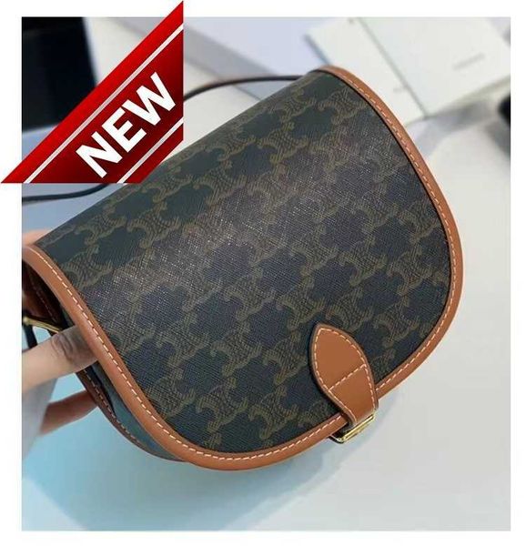 women's designer bags arc de triomphe leather saddle 2023 new mid ancient flower semicircle small solid single shoulder factory direct
women's designer bags arc de triomphe leather saddle 2023 new mid ancient flower semicircle small solid single shoulder factory direct