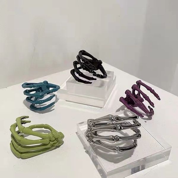 bangle 21ss raf simons show death skull ghost paw bracelet adjustable hip hop autumn and winter jewelry accessories 221206, Black
bangle 21ss raf simons show death skull ghost paw bracelet adjustable hip hop autumn and winter jewelry accessories 221206, Black
