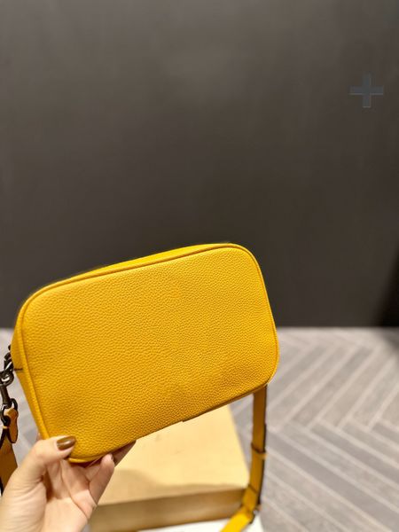 luxury designer bags outlet canvas bag bags outlet canvas bag women's dinner tote bag diagonal breathable and sweaty city.
luxury designer bags outlet canvas bag bags outlet canvas bag women's dinner tote bag diagonal breathable and sweaty city.
