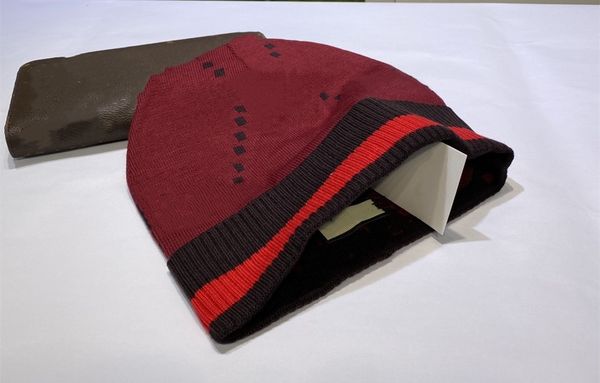 luxury knitted hat designer skull caps fashion letters cap good texture cool hat for man woman warm winter style beanies autumn fall embroid, Blue;gray
luxury knitted hat designer skull caps fashion letters cap good texture cool hat for man woman warm winter style beanies autumn fall embroid, Blue;gray