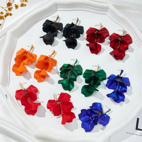colorful metal patal flower dangle earrings fashion women trendy korean chic crystal party wedding jewelry, Silver
colorful metal patal flower dangle earrings fashion women trendy korean chic crystal party wedding jewelry, Silver