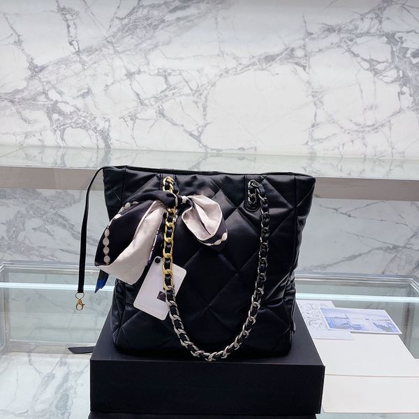 shoulder bag totes handbag shopping chain purses classic quilted luxury designer purse
shoulder bag totes handbag shopping chain purses classic quilted luxury designer purse