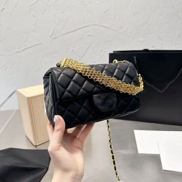 designer wallet mini handbag cover shoulder crossbody messenger hobo bag metal locking leather chain clutch flap bag 4 colors
designer wallet mini handbag cover shoulder crossbody messenger hobo bag metal locking leather chain clutch flap bag 4 colors