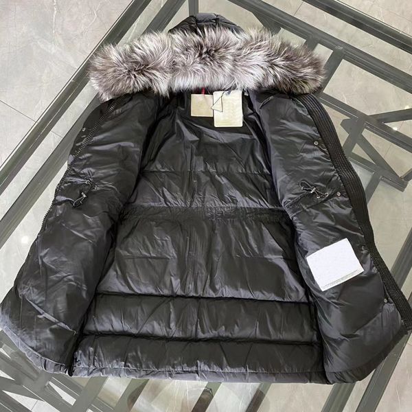 new 22 down winter coat women designer luxury downs thick outerwear puffer coat casual zipper long sleeve hooded 2 styles black white warm j
new 22 down winter coat women designer luxury downs thick outerwear puffer coat casual zipper long sleeve hooded 2 styles black white warm j