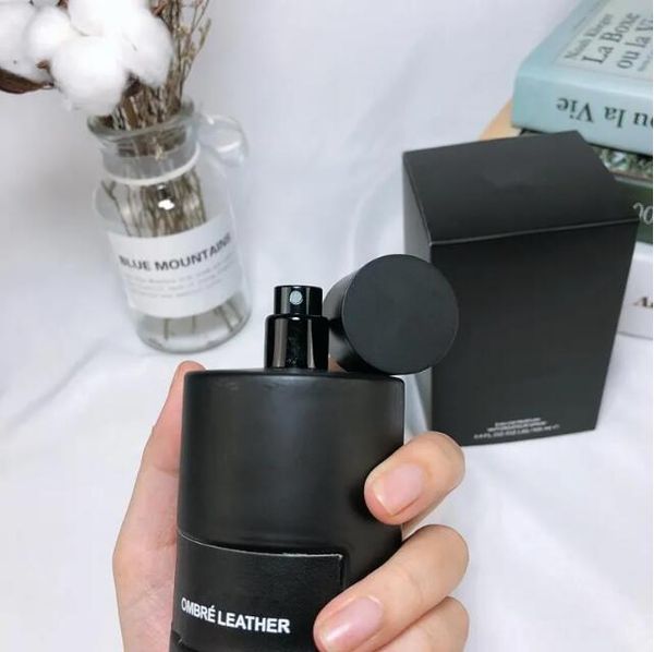 designed brand woman man perfumes fragrance spray rose des vents version quality brand ombre leather eau de parfum edp perfume charming roya
designed brand woman man perfumes fragrance spray rose des vents version quality brand ombre leather eau de parfum edp perfume charming roya