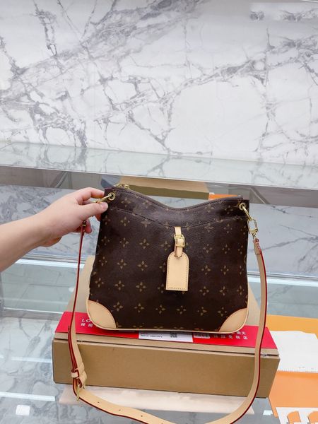cross body cc odeon pm mm luxurys designers bags versatility monograms vintage crossbody double zip leather shoulder strap designer bag
cross body cc odeon pm mm luxurys designers bags versatility monograms vintage crossbody double zip leather shoulder strap designer bag