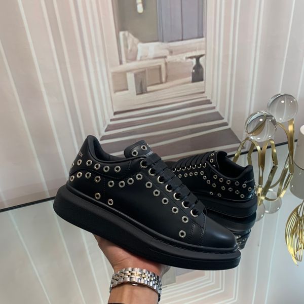 2023 new great womens and mens new designer classic sneaker casual designer shoes - new great womens and mens shoes trainers, Red;white
2023 new great womens and mens new designer classic sneaker casual designer shoes - new great womens and mens shoes trainers, Red;white