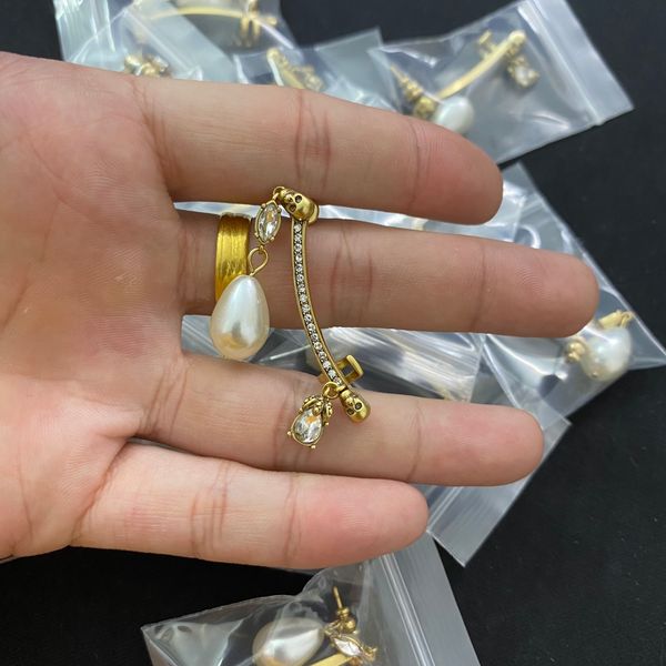 1 piece drop crystal ear cuff hiphop punk pearl earring ear studs skull skeleton head earrings women's man's halloween party jewel, Silver
1 piece drop crystal ear cuff hiphop punk pearl earring ear studs skull skeleton head earrings women's man's halloween party jewel, Silver