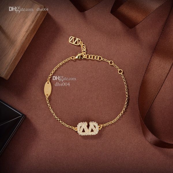 designer charm bracelets letter v logo necklace luxury women fashion jewelry necklaces metal bracelet fdf, Golden;silver
designer charm bracelets letter v logo necklace luxury women fashion jewelry necklaces metal bracelet fdf, Golden;silver