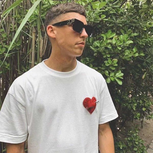 high version t shirt mens cotton pullover pa designer heart embroidery sweatshirt men women loose short sleeve sweater usa size, White;black
high version t shirt mens cotton pullover pa designer heart embroidery sweatshirt men women loose short sleeve sweater usa size, White;black