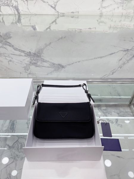 5a qaulity bag ladie handbag lady totes with shoulder strap dust purse wallet classic
5a qaulity bag ladie handbag lady totes with shoulder strap dust purse wallet classic