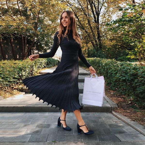 casual dresses 2022 spring autumn winter thick mermaid maxi sweater dress women o-neck long elegant female a-line slim knit pleated, Black;gray
casual dresses 2022 spring autumn winter thick mermaid maxi sweater dress women o-neck long elegant female a-line slim knit pleated, Black;gray