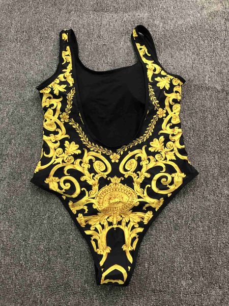 swim wear gold print floral girl swimsuit bikinis pop print lady women swimsuits outfits classic pattern swimming set t221208
swim wear gold print floral girl swimsuit bikinis pop print lady women swimsuits outfits classic pattern swimming set t221208