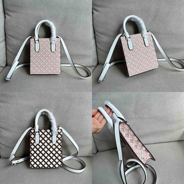 womens evening bags luxury shoulder handbag leather designer print tote sheet music crossbody female purses trendy handbag wallets 220902
womens evening bags luxury shoulder handbag leather designer print tote sheet music crossbody female purses trendy handbag wallets 220902