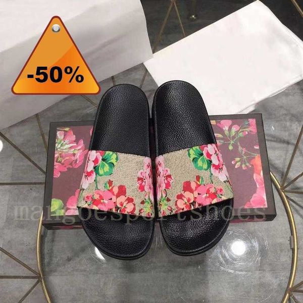 2023 designer slides mens women slippers summer sandals beach slide flat platform ladies sandali bathroom home shoes flip flops striped, Black
2023 designer slides mens women slippers summer sandals beach slide flat platform ladies sandali bathroom home shoes flip flops striped, Black
