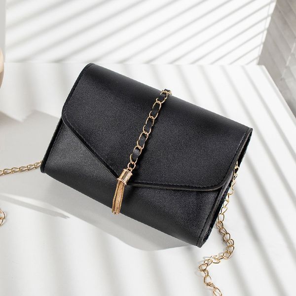 retro tassel handbag luxurys designers bags women single shoulder messenger bag fashion chain cross body pack printing leisure small handbag
retro tassel handbag luxurys designers bags women single shoulder messenger bag fashion chain cross body pack printing leisure small handbag