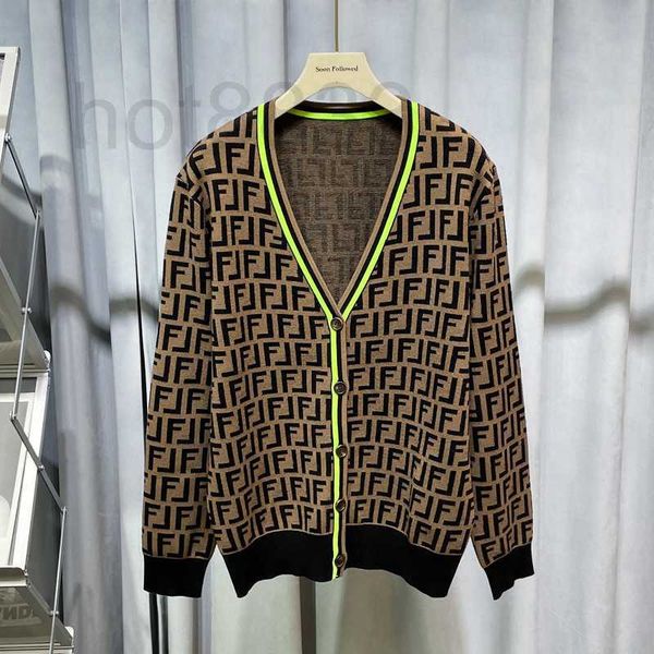 women's sweaters designer knitted cardigan coat women's 2022 spring classic fluorescent contrast edge letter jacquard temperament, White;black
women's sweaters designer knitted cardigan coat women's 2022 spring classic fluorescent contrast edge letter jacquard temperament, White;black