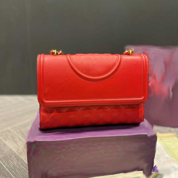 evening bags cross body shoulder bag classic luxury designer women mini womens purse with box fashion letter key chain leather crossbody han
evening bags cross body shoulder bag classic luxury designer women mini womens purse with box fashion letter key chain leather crossbody han