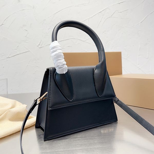 luxurys designer bags handbags women shoulder bag crossbody bags wallet backpack handbag purses card holder tote fashion
luxurys designer bags handbags women shoulder bag crossbody bags wallet backpack handbag purses card holder tote fashion