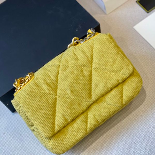 womens classic velvet 19 designer bags quilted matelasse gold silver hardware chain handle totes crossbody sacoche luxury large capacity jum
womens classic velvet 19 designer bags quilted matelasse gold silver hardware chain handle totes crossbody sacoche luxury large capacity jum
