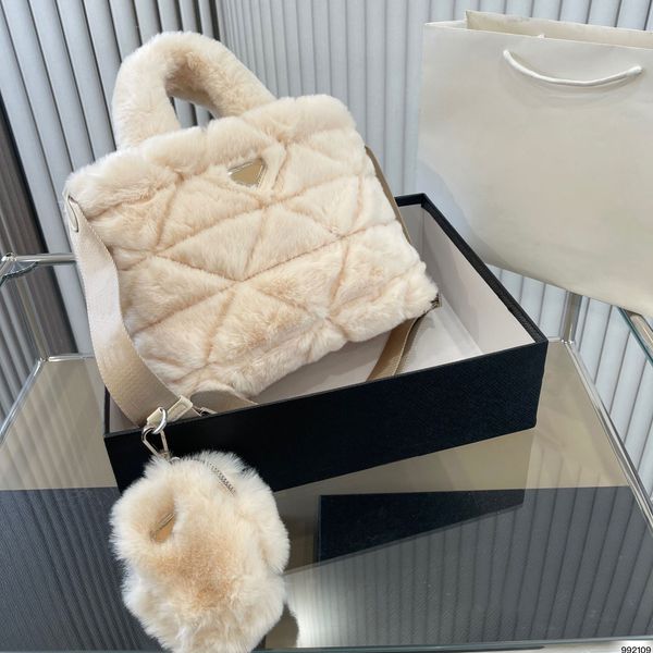 luxury designer bags women handbag plush shoulder bag classic letter geometric tote bag fashion casual crossbody with box external small pur
luxury designer bags women handbag plush shoulder bag classic letter geometric tote bag fashion casual crossbody with box external small pur