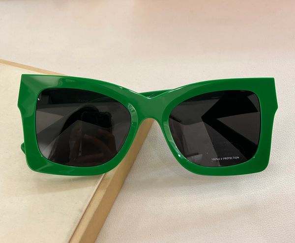 green grey oversize sunglasses sunglass women sun glasses shades outdoor uv400 eyewear with box, White;black
green grey oversize sunglasses sunglass women sun glasses shades outdoor uv400 eyewear with box, White;black